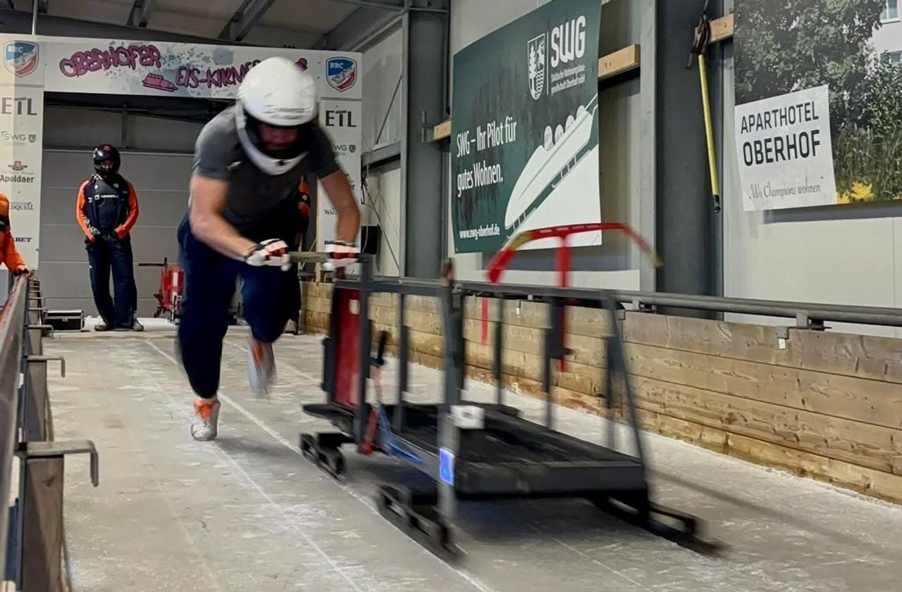 Een training van bobsleeër Mike Schapendonk.
