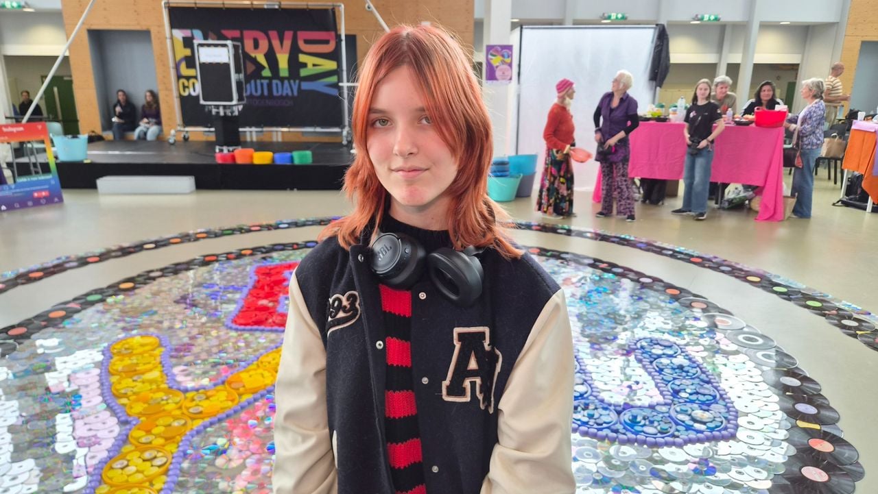 Iris van der Heijden (15) op Every Day is Coming Out Day van het Koning Willem I College (foto: Collin Beijk).
