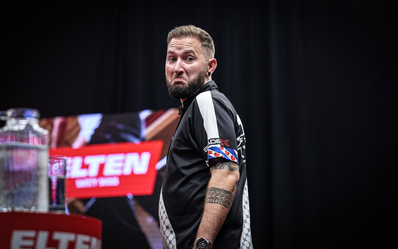 Danny Noppert moest zijn meerdere erkennen in Niels Zonneveld (foto: Jenny Segers/PDC Europe).
