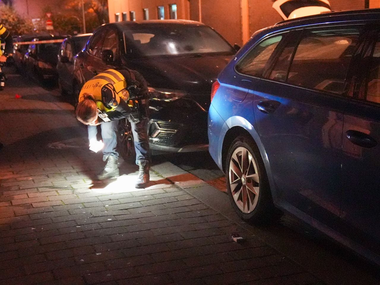 Explosief gaat af bij huis in Helmond (foto: Harrie Grijseels / Persbureau Heitink). 