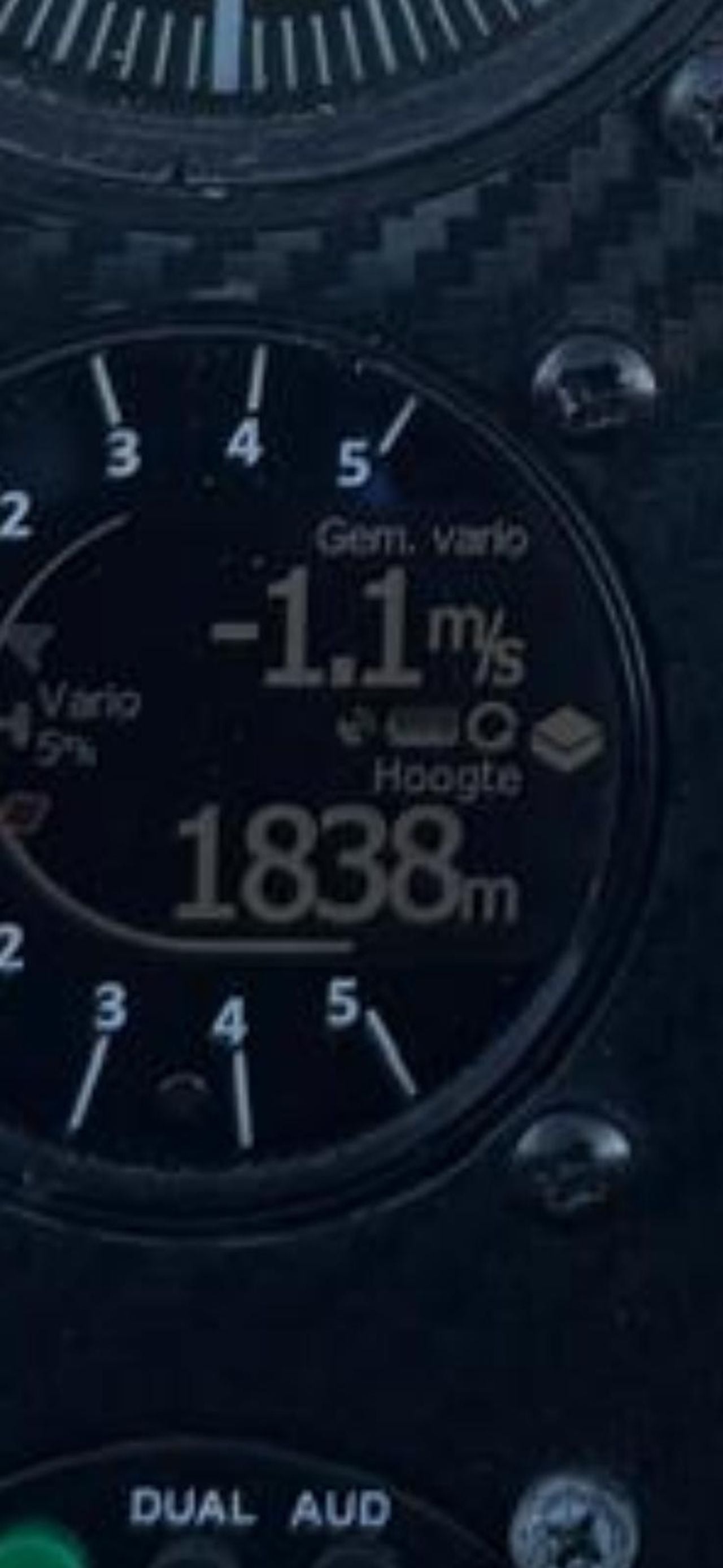 De teller geeft 1838 meter hoogte aan (foto: eigen beeld).