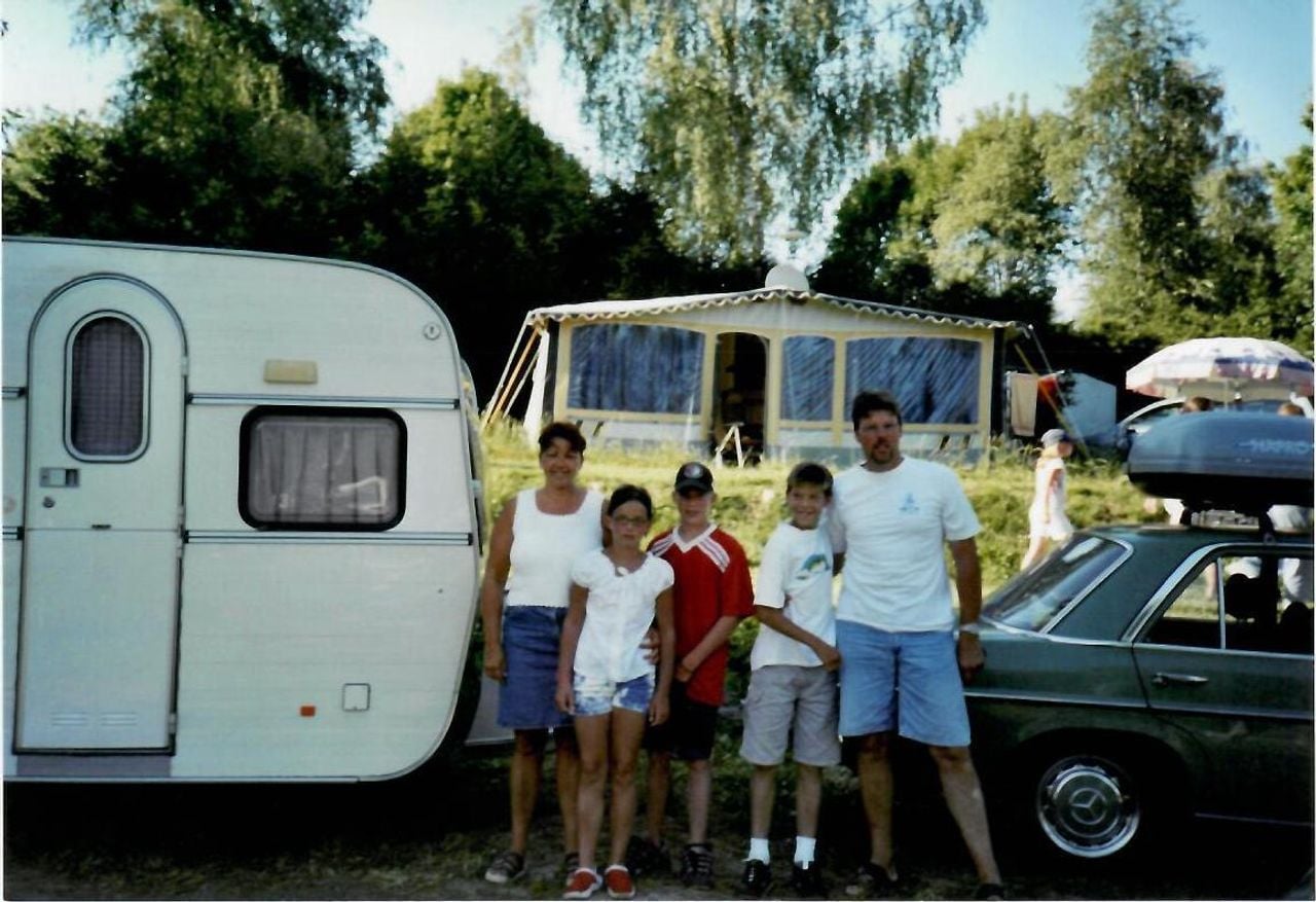 Gezin van Maastrigt tijdens een van hun vakanties. (privéarchief)