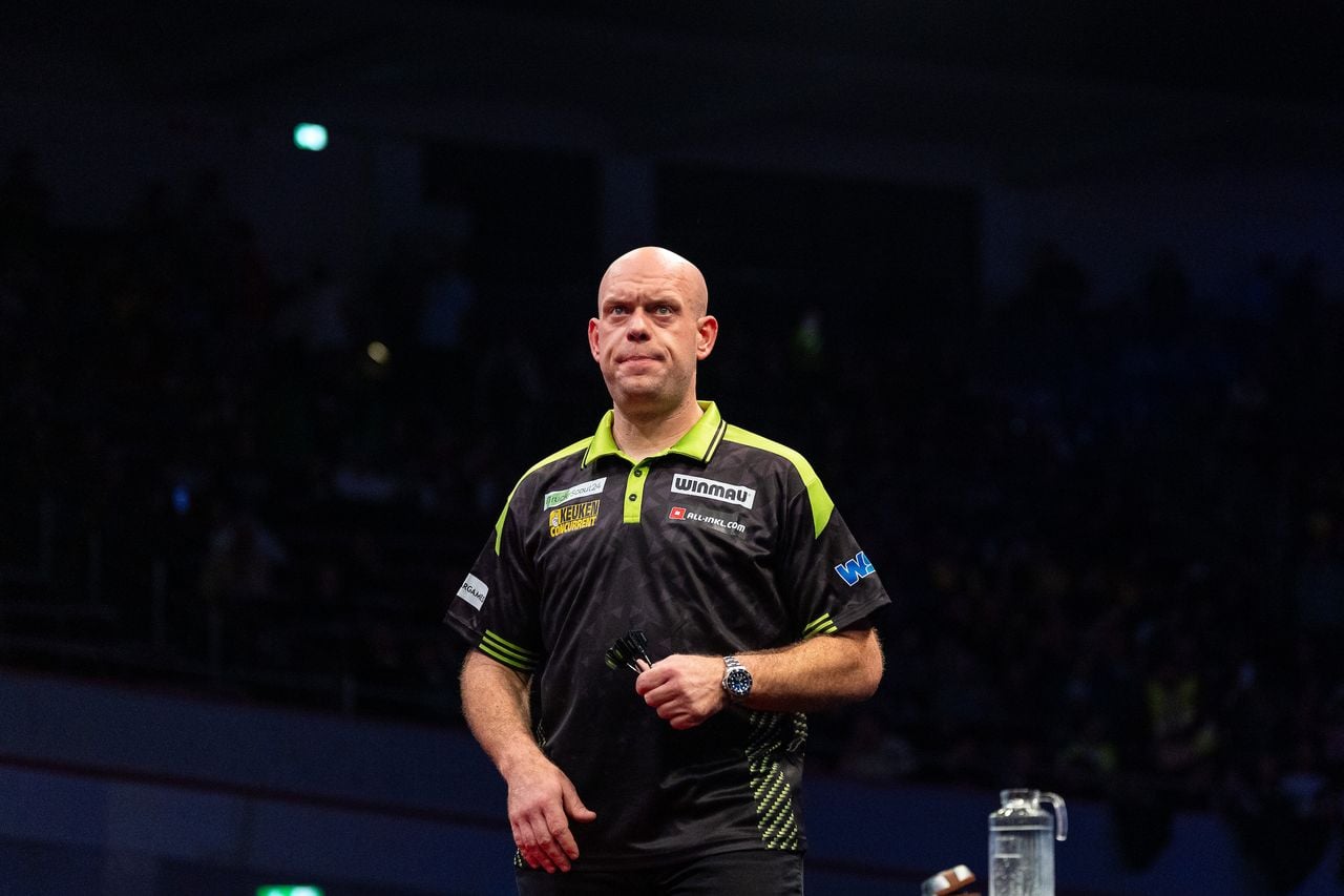 Michael van Gerwen kwam snel op een 3-0 achterstand en kon die niet meer inlopen (foto: Sebastian Doppstadt & Michael Cooper/PDC).