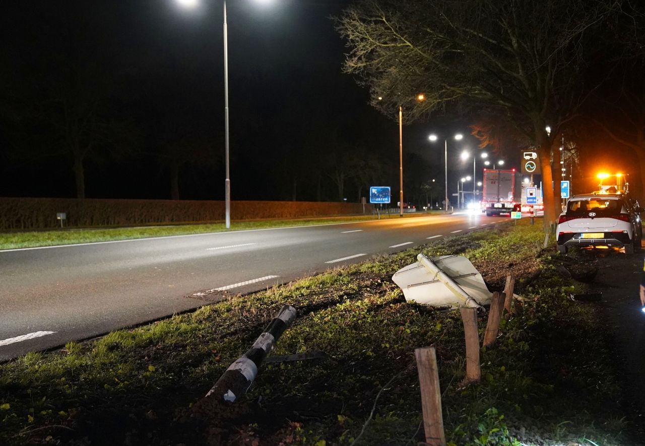 De paal is losgekoppeld van de stroom (foto: Bart Meesters / Persbureau Heitink).