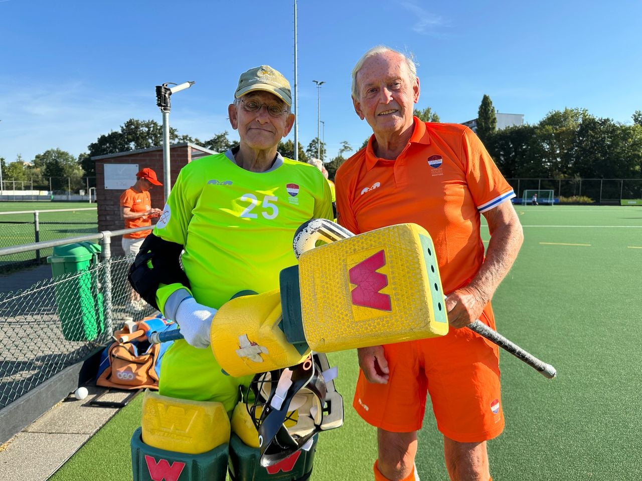 H.J Wessels (84) uit Breda en Peter Lammers (83) uit Den Bosch (foto: Omroep Brabant).