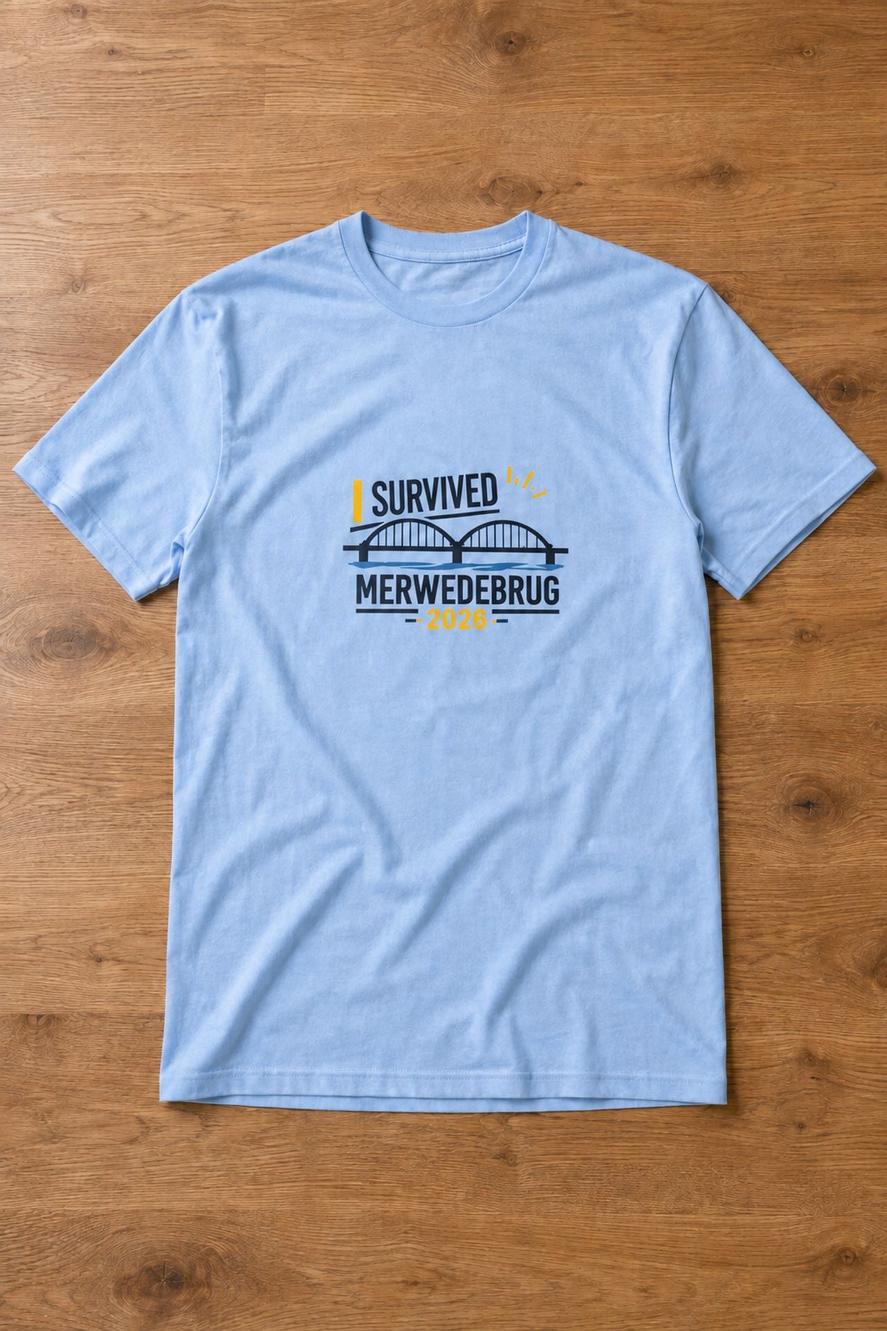 Een I Survived-shirt (foto: Niek van Oost).