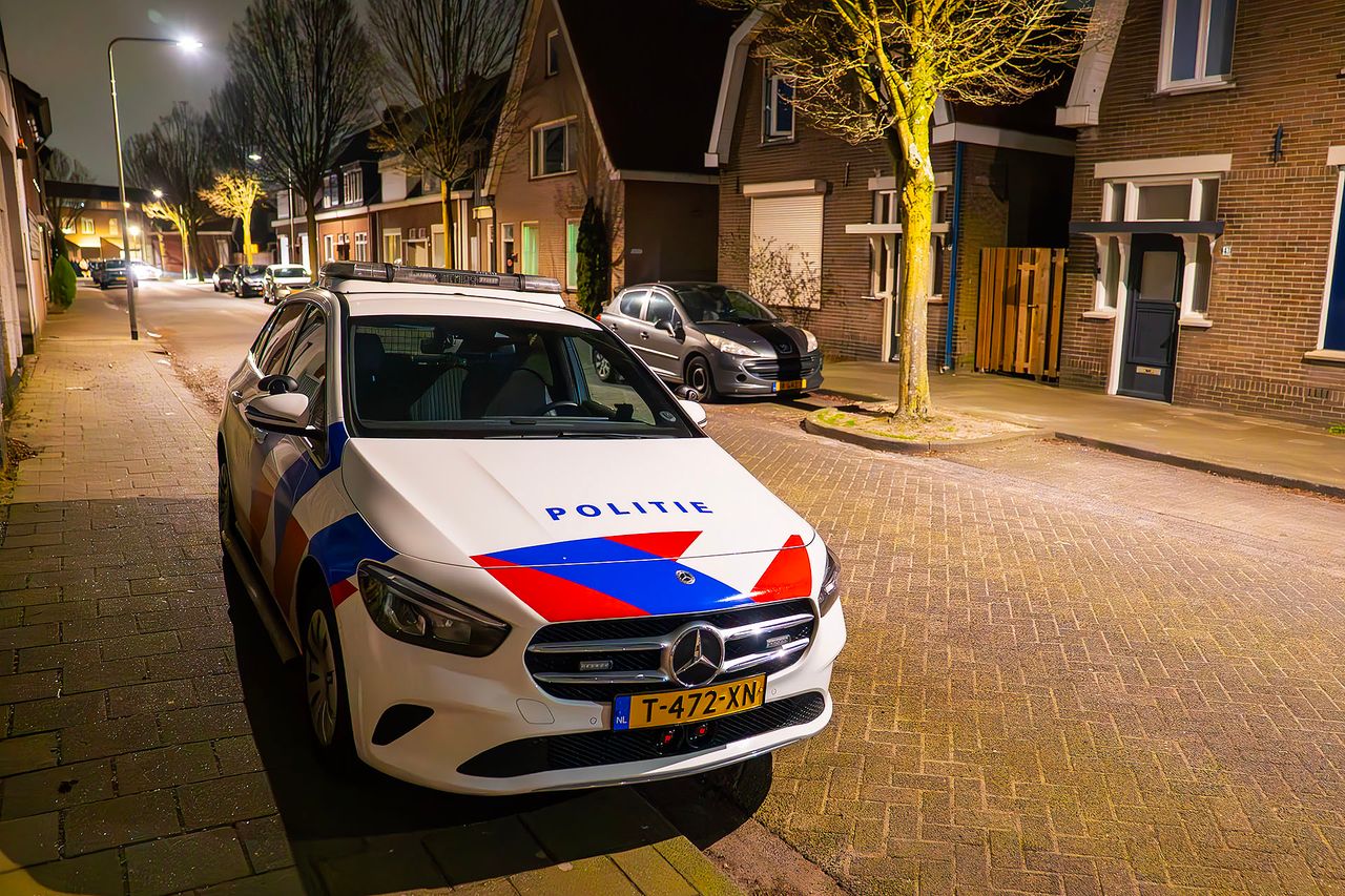 Het politieonderzoek van vrijdagavond (foto: Gabor Heeres/SQ Vision).
