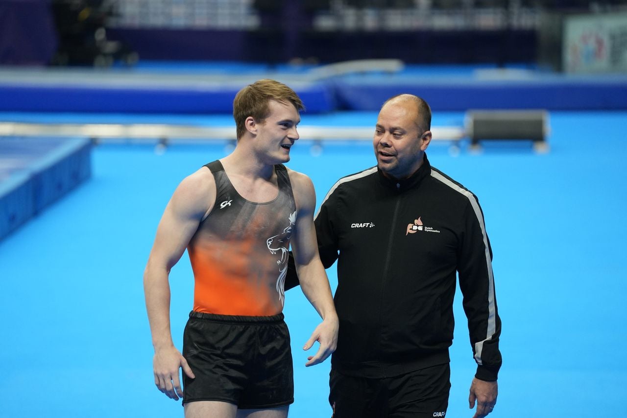Trampolinespringer Milco Abrahams en Lennard Villafuerte (foto: Aniek Maarsseveen).