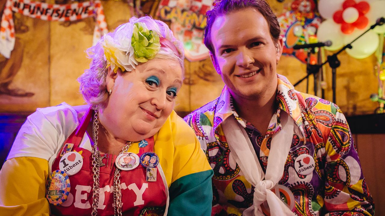 Christel en Jordy in het Fijnfisjenie Café in 2015 (beeld: Omroep Brabant).