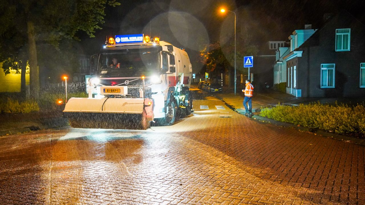 Vanwege de gladde weg werd Structon ingeschakeld (foto: Dave Hendriks/SQ Vision).