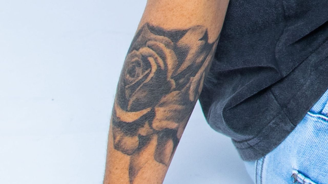 De tattoo op Chantals arm is niet af (privéfoto).