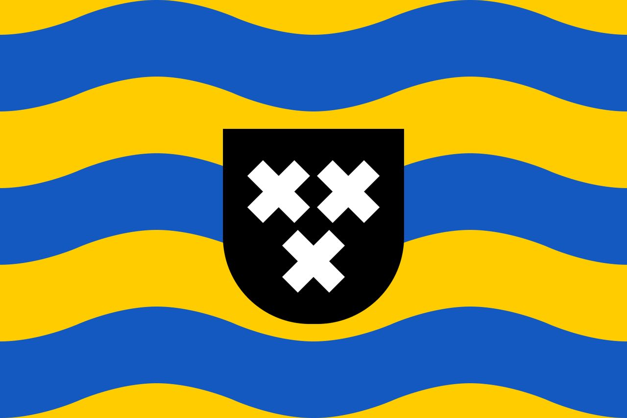 De nieuwe officiële vlag van gemeente Drimmelen. 