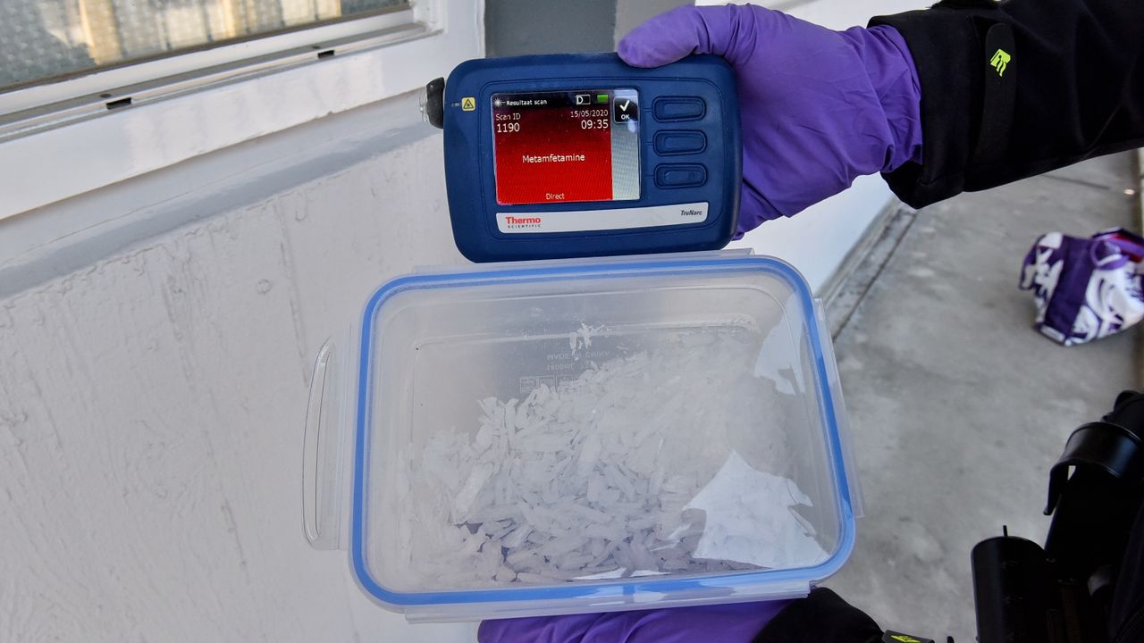 De politie vond amfetamine (foto: Toby de Kort/SQ Vision Mediaprodukties)