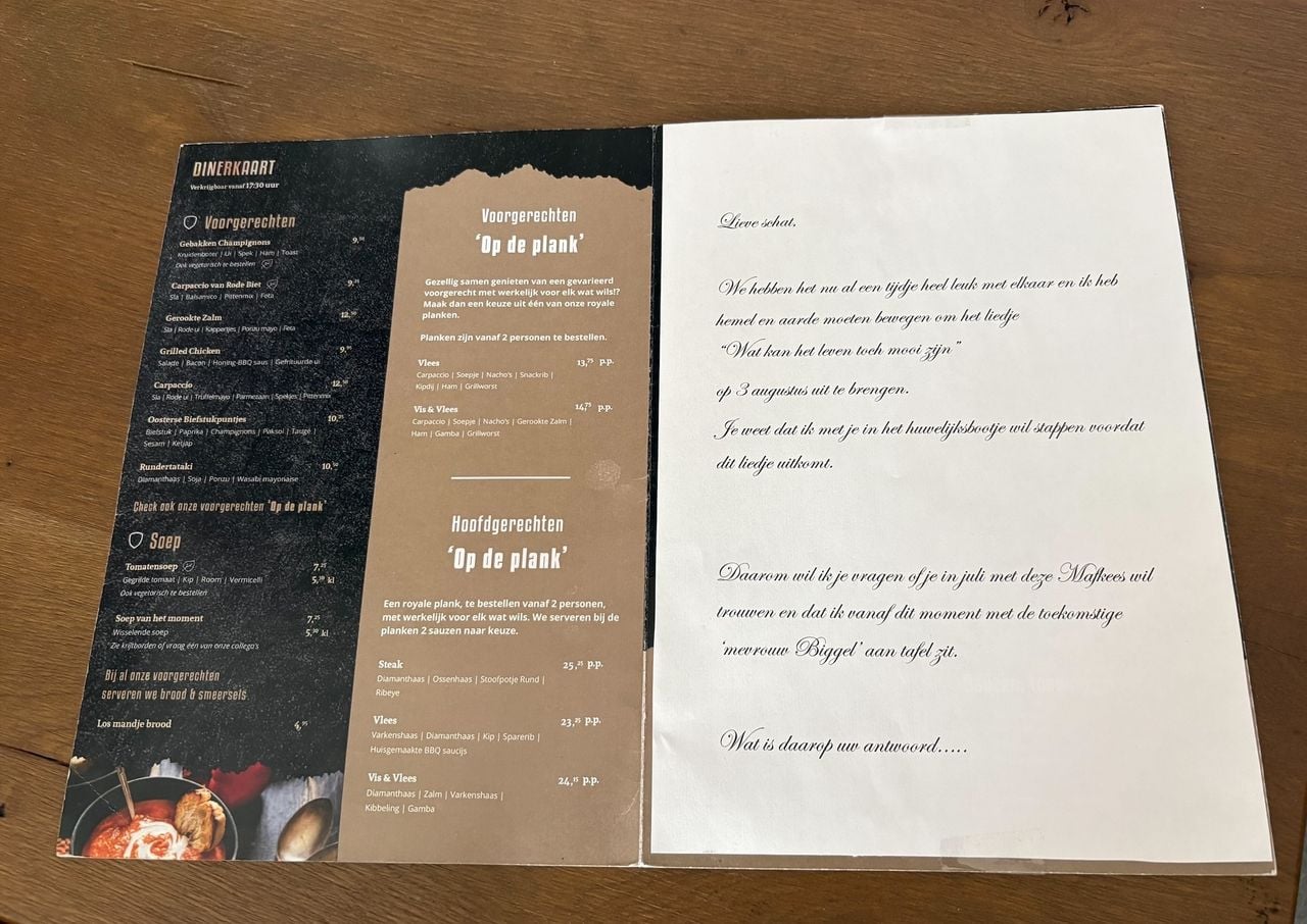 Het aanzoek in de menukaart (foto: Omroep Brabant).