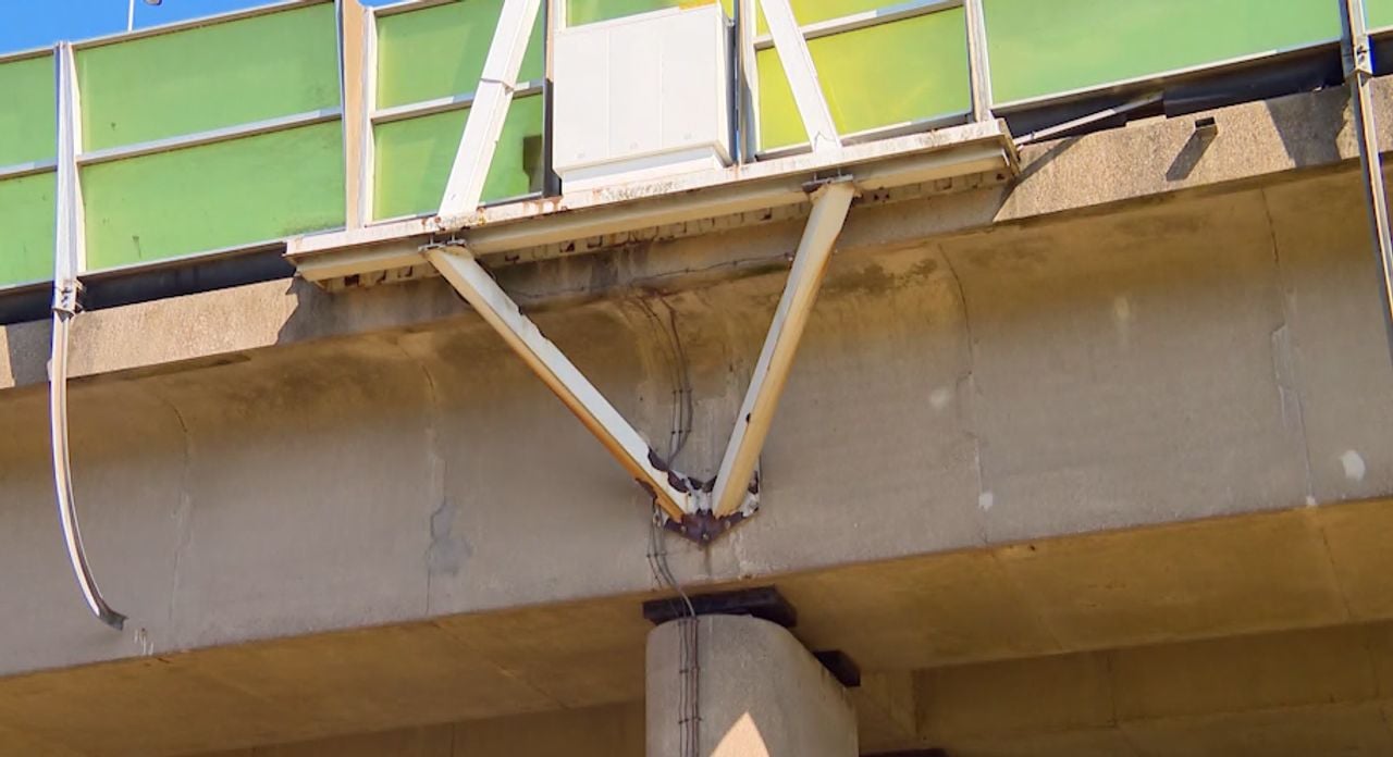 Roestplek op de constructie (foto: Omroep Brabant).
