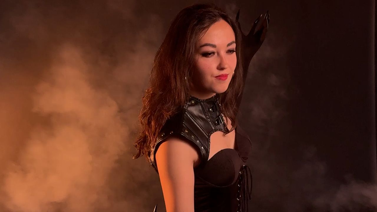 Kaylee maakt een  bijzondere kalender (foto: Megan Hanegraaf).