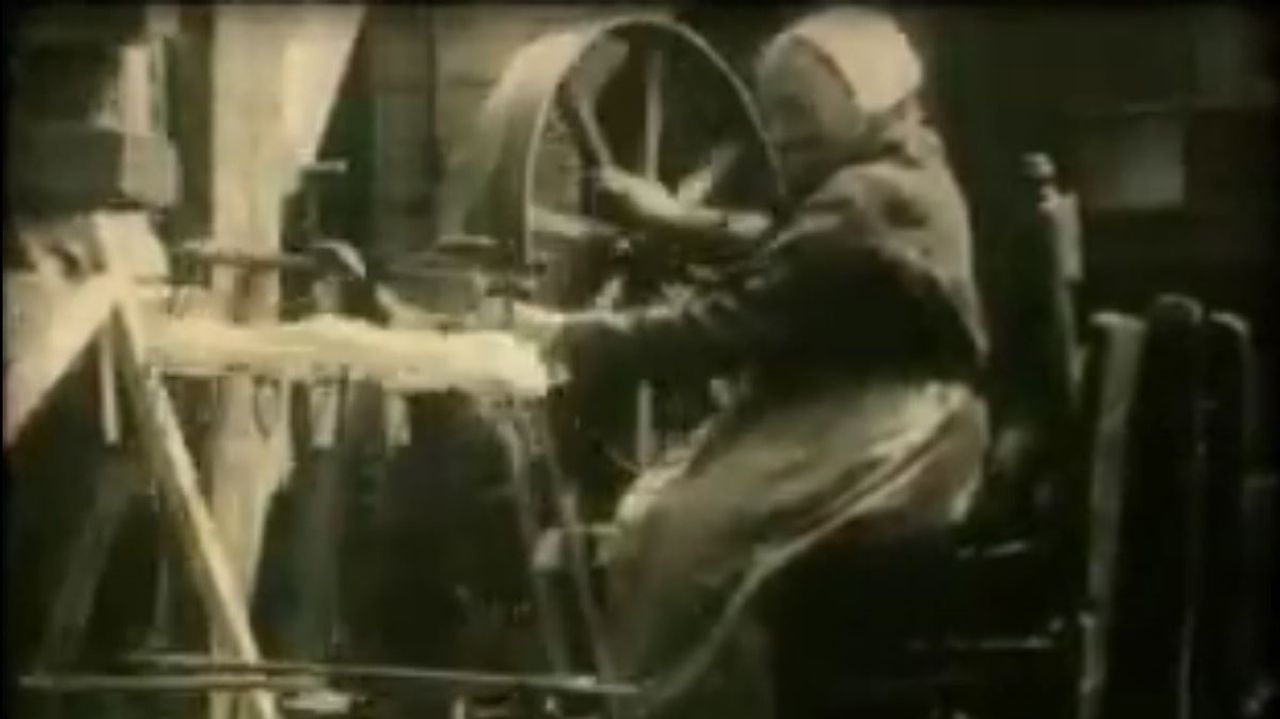 Beeld uit de folkloristische schouw uit 1929 in Tilburg (bron Polygoon Hollands Nieuws).