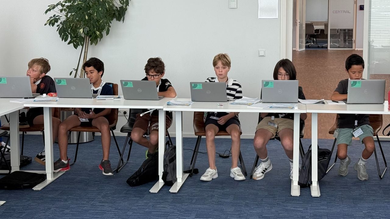AI Summer School for Kids (foto: Jos Verkuijlen).