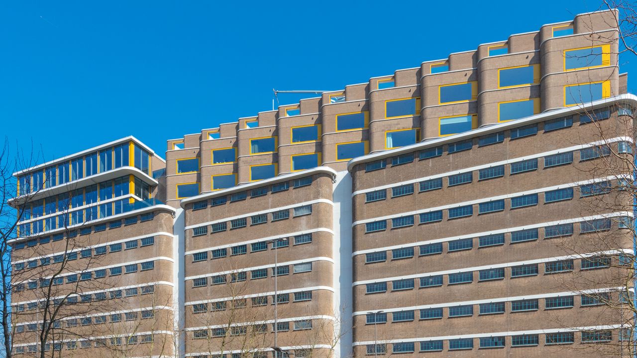 De woonlaag bovenop het Veemgebouw in Eindhoven (foto: Norbert van Onna).