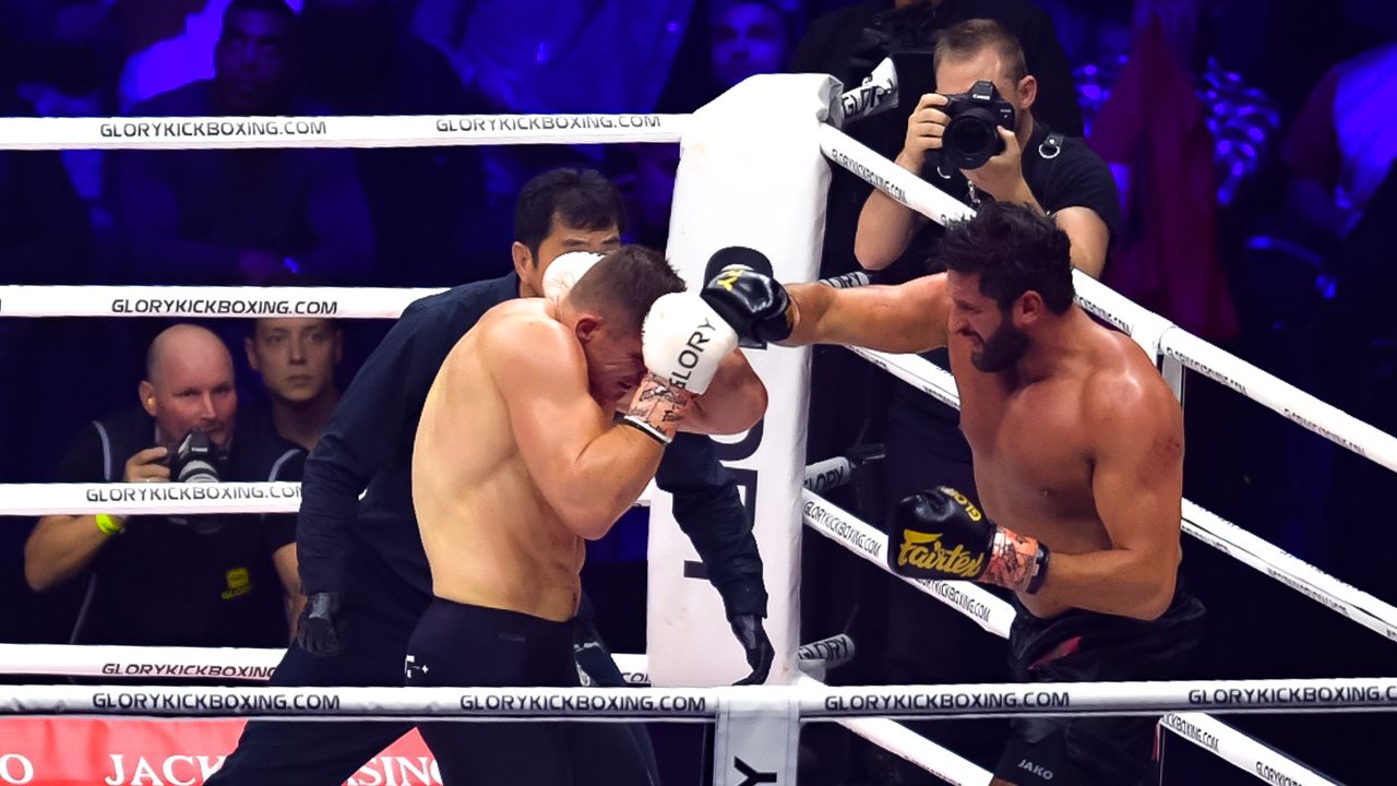 Ook Jamal Ben Saddik liet zich niet onbetuigd (foto: Maric Media).