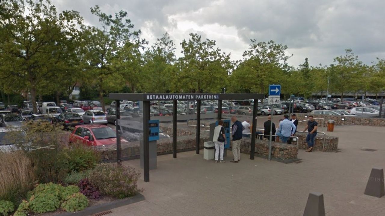 Rens vond de ring bij de parkeerautomaat van het Catharina Ziekenhuis. 