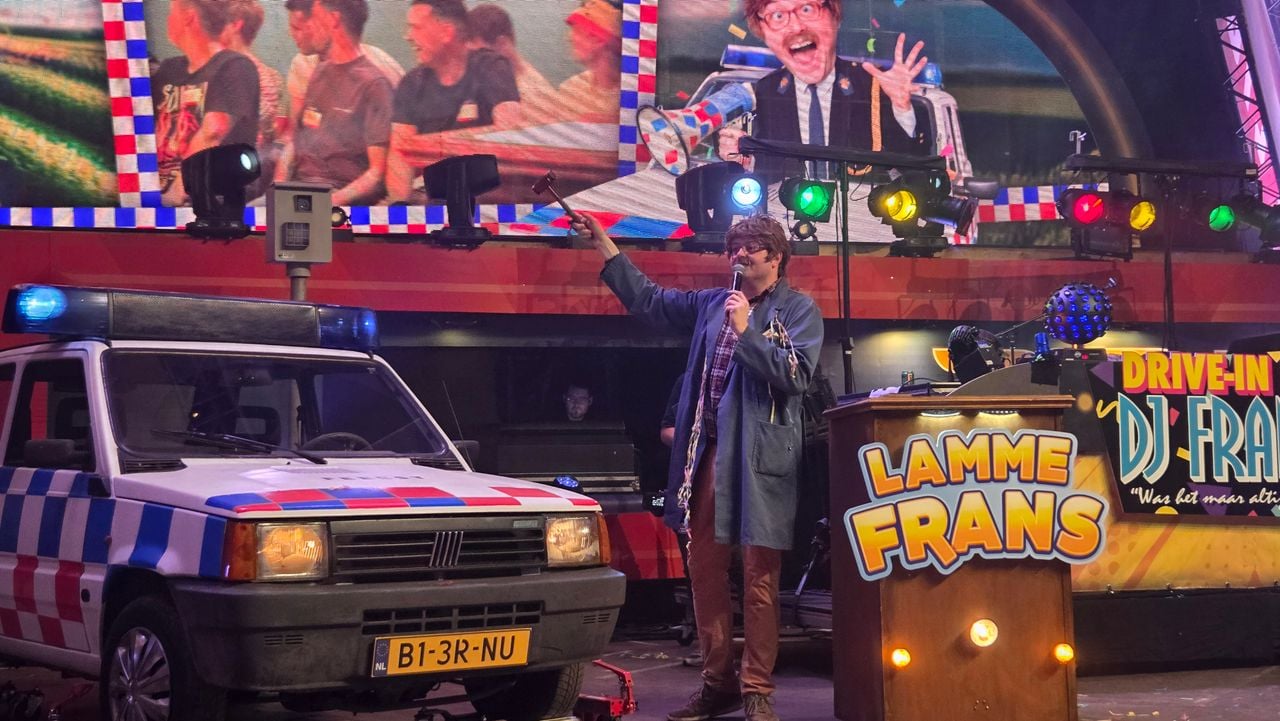 De veiling op Paaspop (foto: Noël van Hooft).