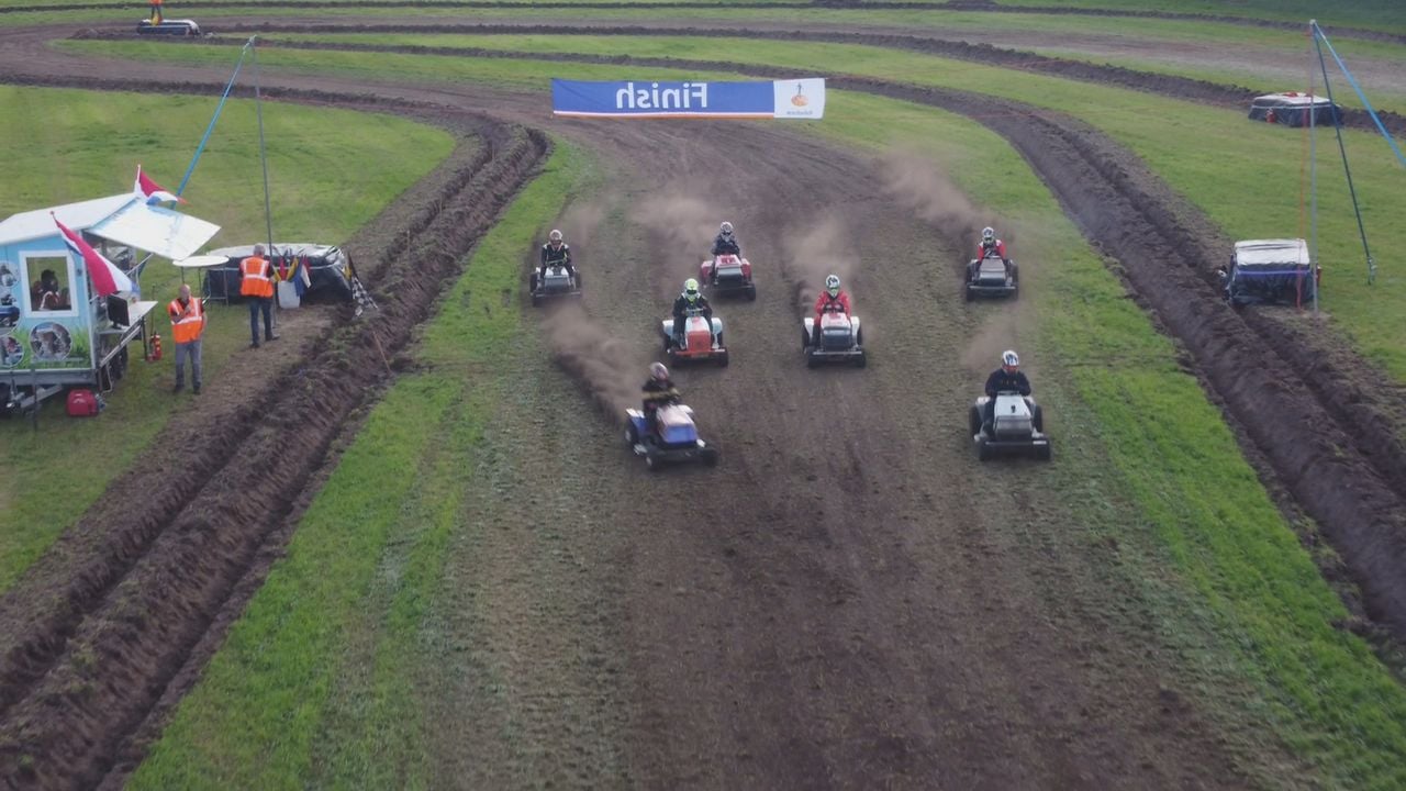 Het NK Grasmaaierracen viert zijn dertigste verjaardag (foto: Omroep Brabant).