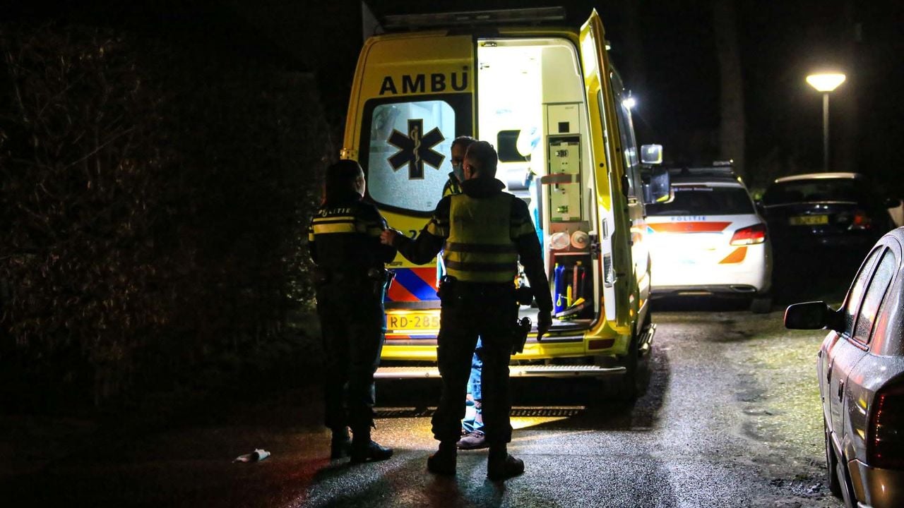 Gewonde bij steekpartij op bungalowpark Bakel, bloedspoor over bungalowpark