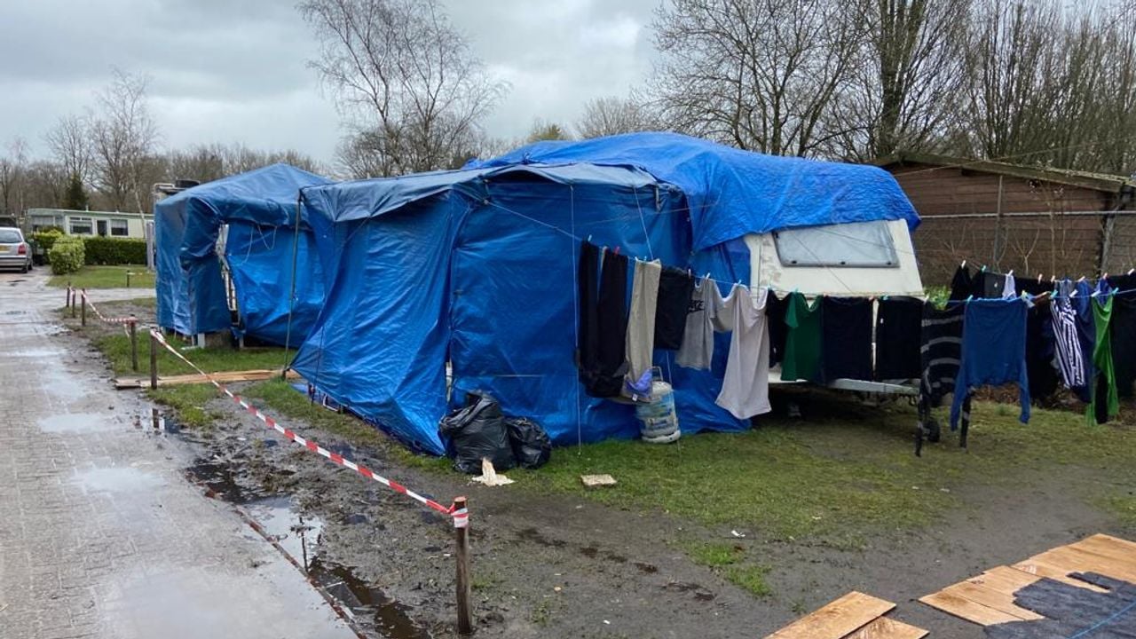 De camping verloedert (beeld: Omroep Brabant).