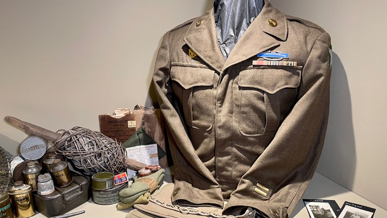 Een uniform van een Amerikaanse soldaat van de Timberwolf Divisie (foto: Erik Peeters)