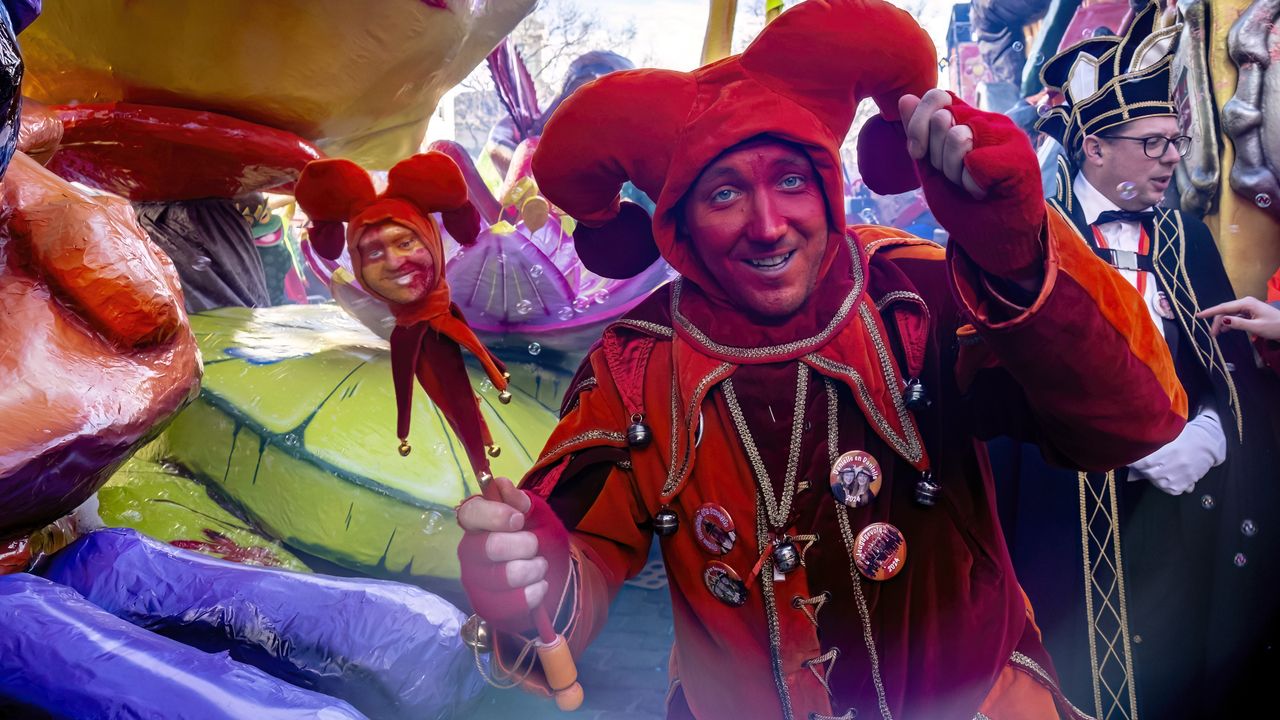 De nar van de grote optocht van ut Kielegat (foto: EYE