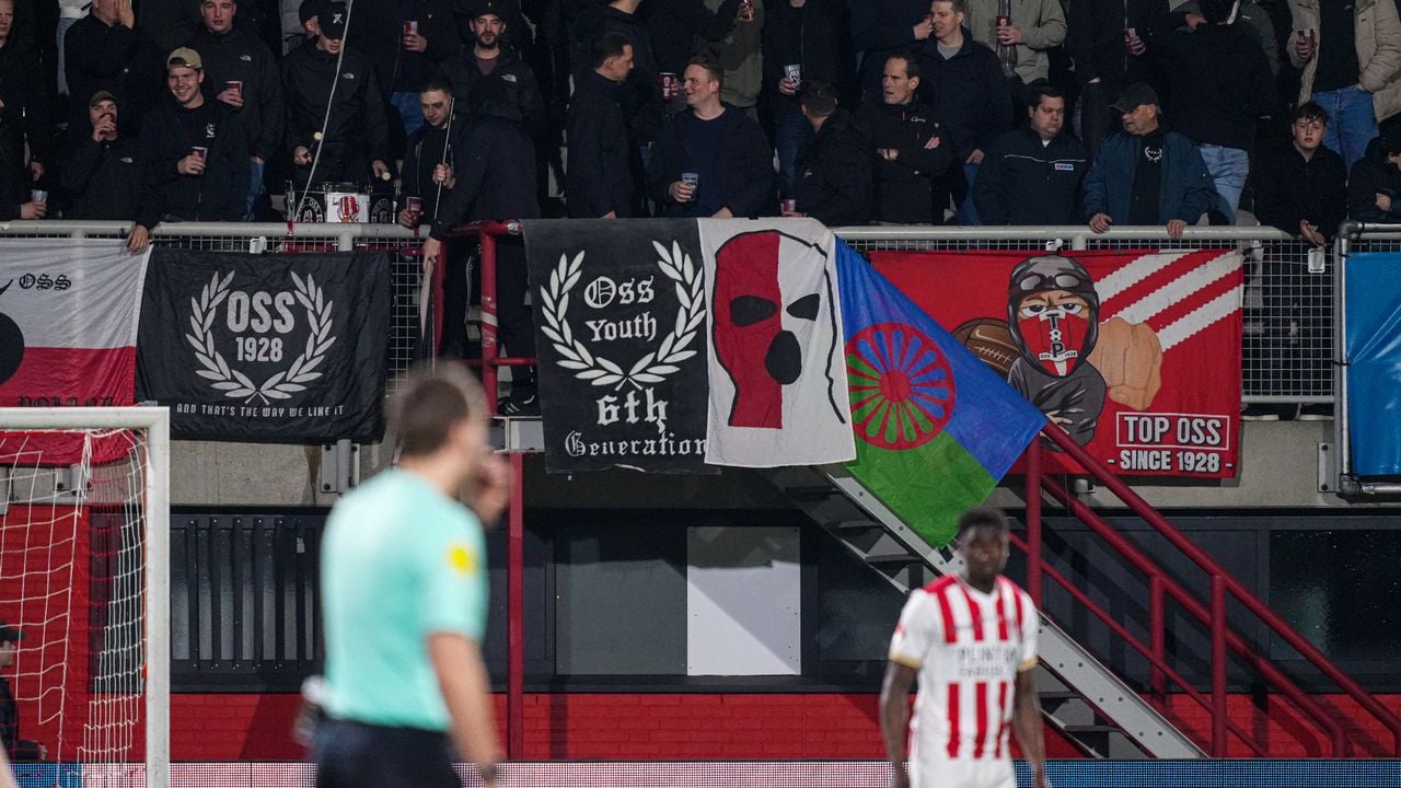Supporters van TOP Oss (foto: Gabriel Calvino Alonso/Orange Pictures)