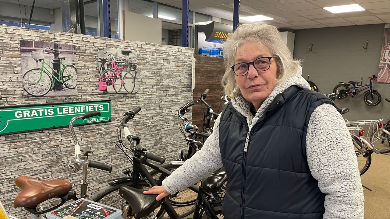 Eigenaresse Simone Bloem van Rijwielshop Roosendaal (foto: Erik Peeters)