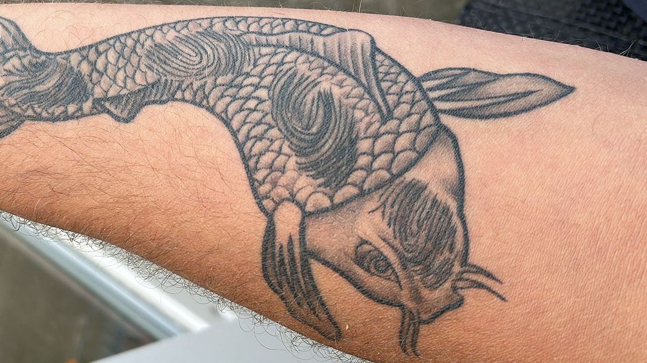 Deze vis zwemt op de arm van Barry (foto: Barry).