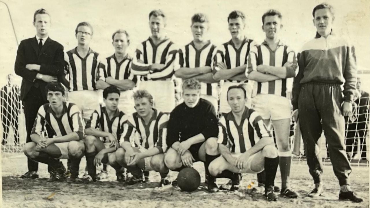 NEO'25 in het seizoen 1965/1966.