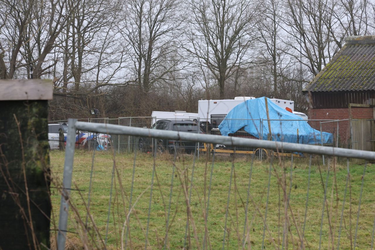 Het drugslab zat onder de grond (foto: SK Media/SQ Vision).