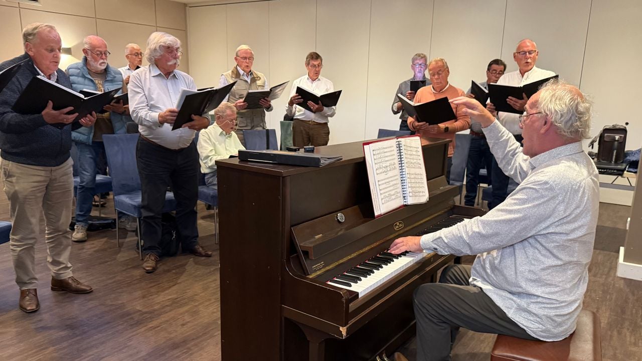 Het Oudenbosch' Mannenkoor stopt binnenkort (foto: Erik Peeters).