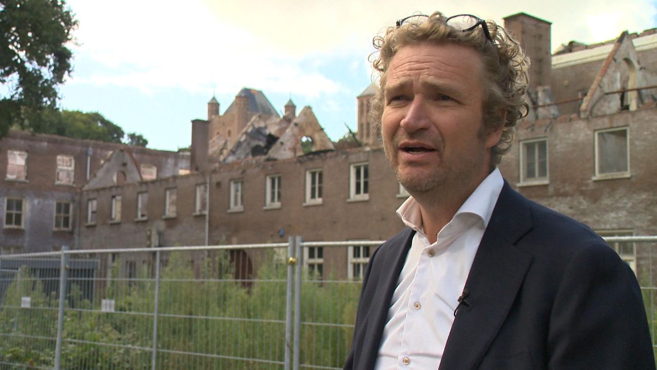 Hans Jung werkt aan een nieuw Haarendael