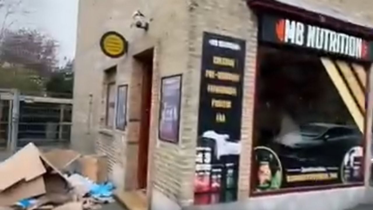 De winkel tijdens de verhuizing (Foto: Instagram).