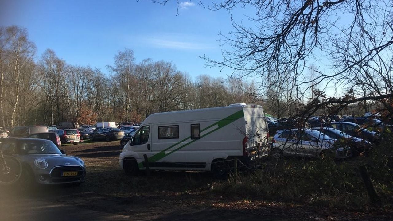 Drukte bij de Rustende Jager bij de Loonse en Drunense Duinen