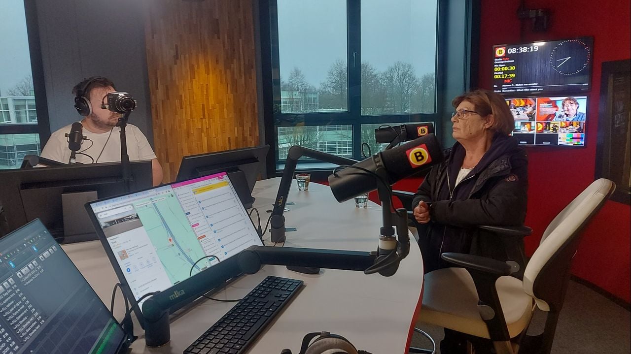 Hans en Mieke kwamen geregeld langs bij de radiostudio van Omroep Brabant. (foto: privéarchief)