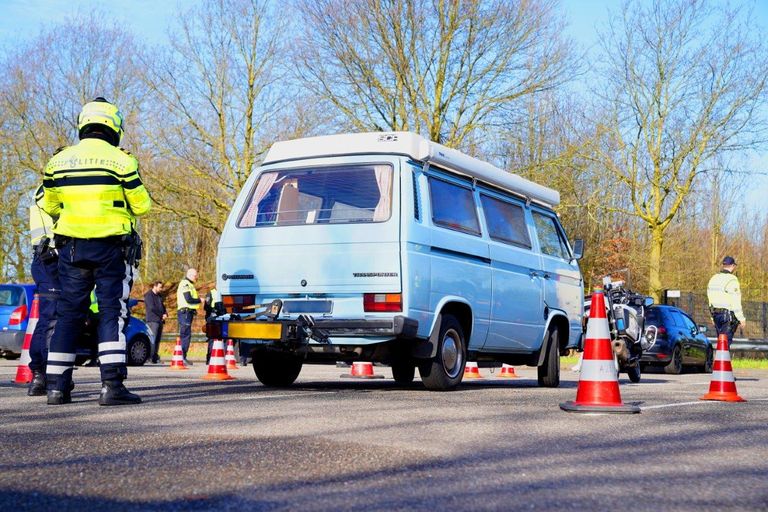 De verkeerscontrole vond plaats langs de N65 bij Vught (foto: Bart Meesters).