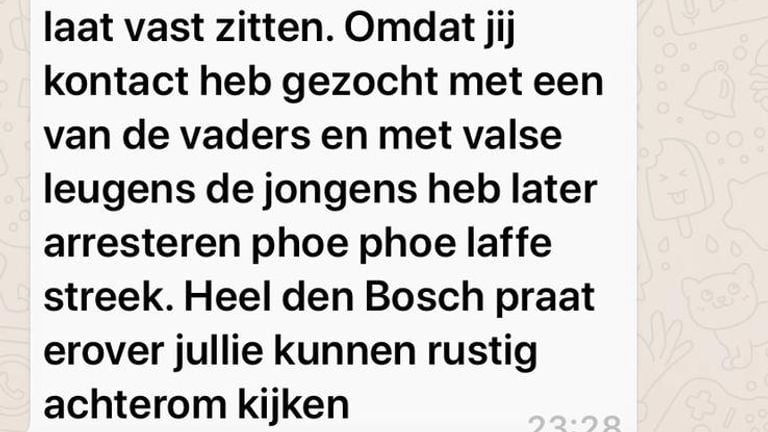 Een WhatsApp-bericht dat de vrouw kreeg van familie van de verdachte.