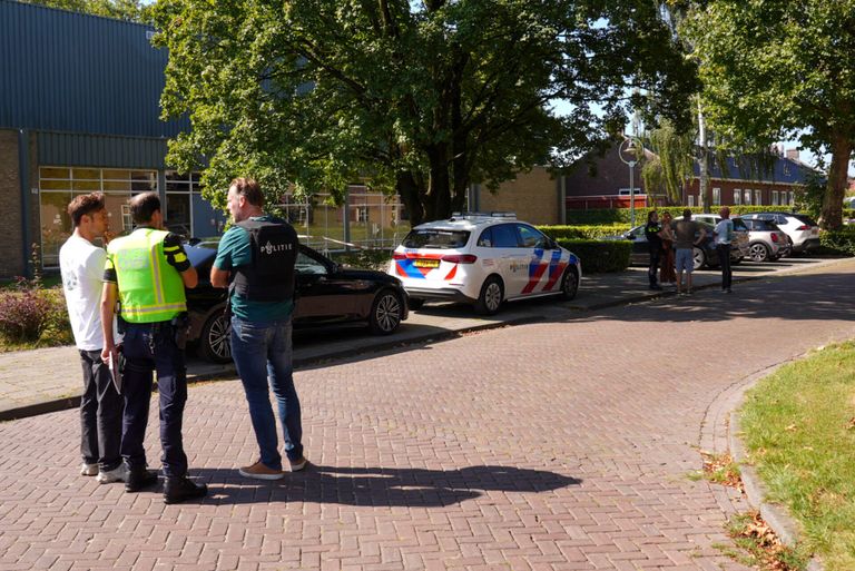 Politieonderzoek aan de Pater Vogelsstraat in Beek en Donk (foto: Harrie Grijseels/SQ Vision).