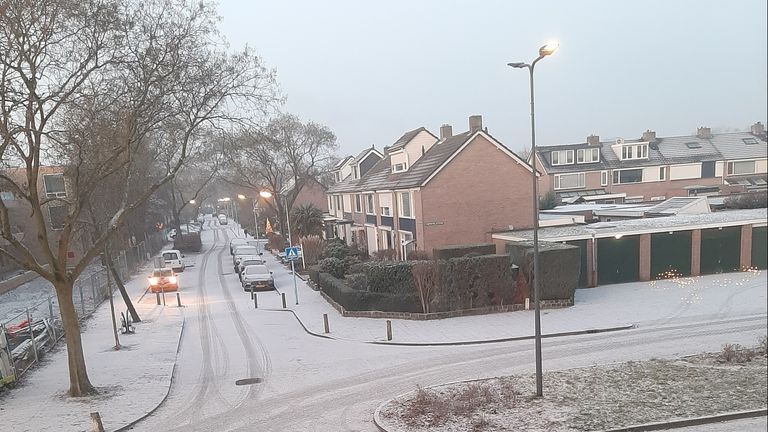 Ook Rosmalen werd wakker in een wit wonderland (foto: Jeannette Klaasing).