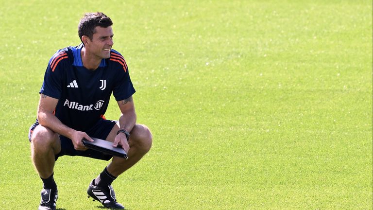 Juventus-trainer Thiago Motta (foto: ANP/Marco Bertorella). 