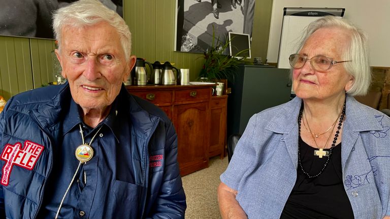 John en Jeanne Althuizen: "Dit is een emotionele dag" (foto: Tonnie Vossen).