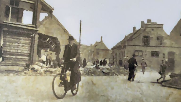 Door het vergisbombardement in Gilze kwamen 21 mensen om (foto: Heemkring Molenheide).