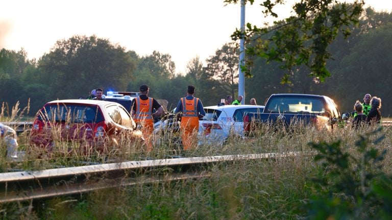 De wagens die bij de botsingen betrokken waren (foto: Sander van Gils/SQ Vision Mediaprodukties).