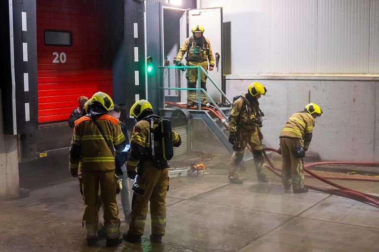 Er werden veel brandweerlieden ingezet (foto: Gabor Heeres/SQ Vision).